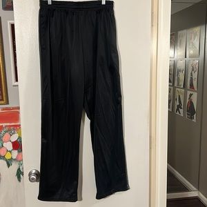 Linea Uomo black/gray men’s athletic pants. Elastic drawstring waist